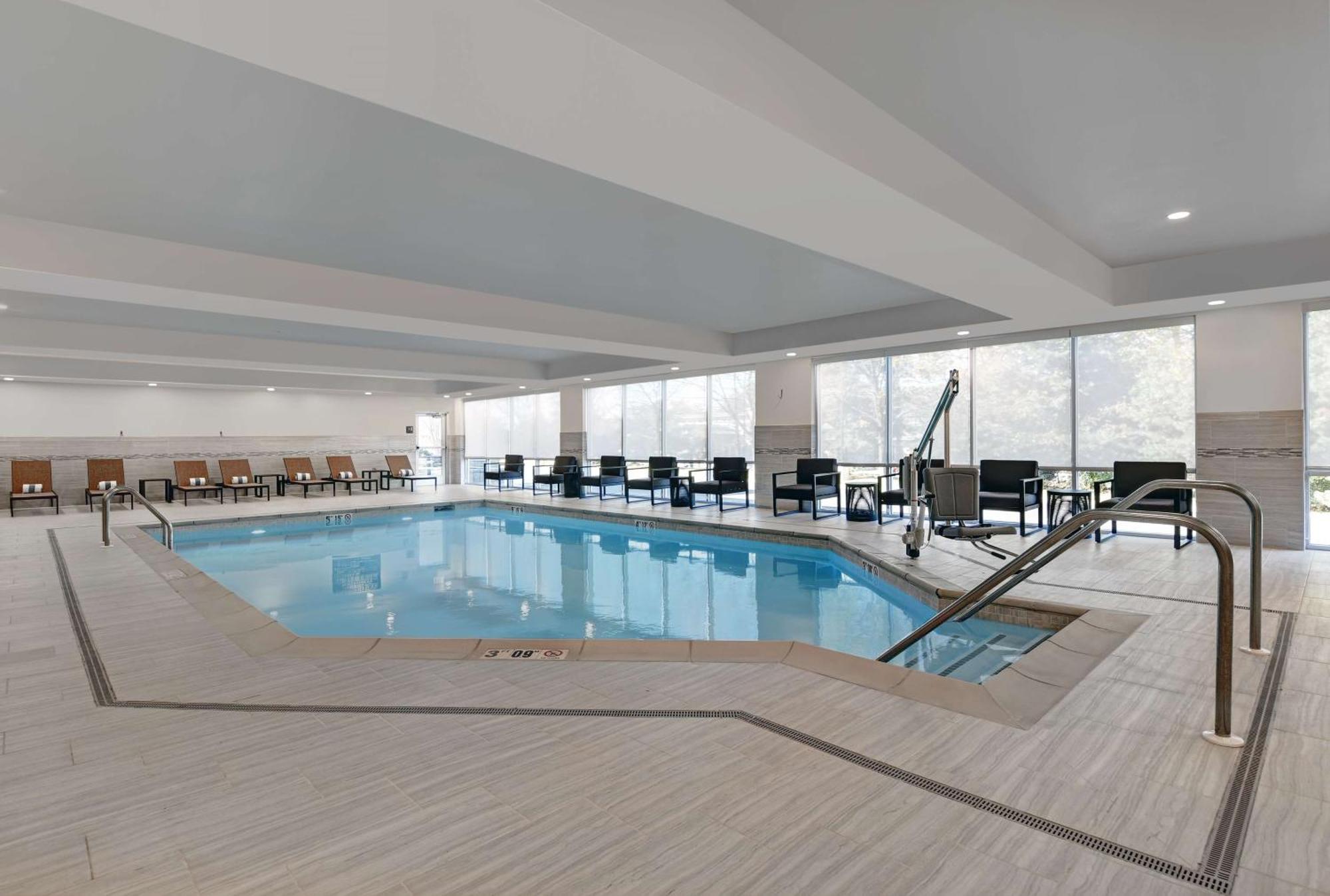 Homewood Suites By Hilton Edison Woodbridge, Nj Exterior foto